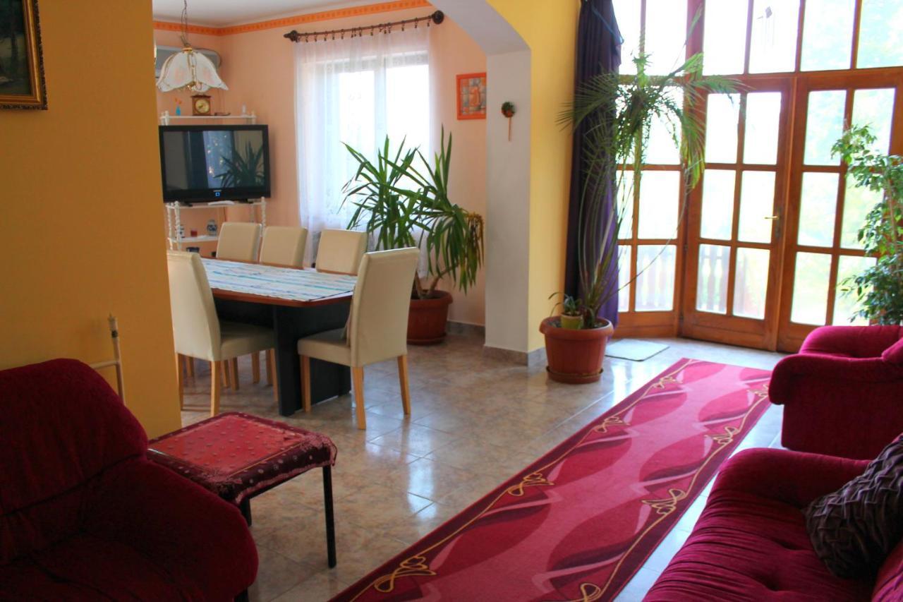 Ibolya Apartmanok Fonyod Exterior photo
